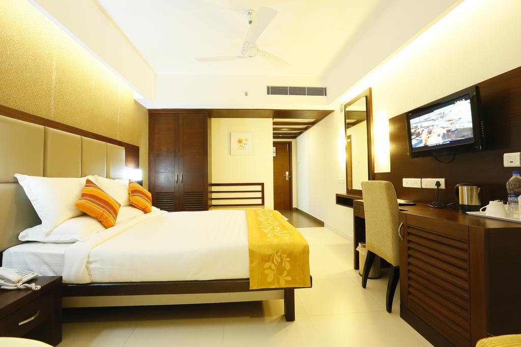 Hotel Moonlit Regency Thodupuzha Rum bild